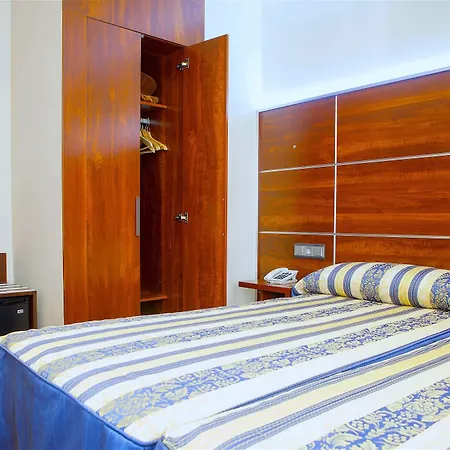 Hotel Castilla Guerrero 3*